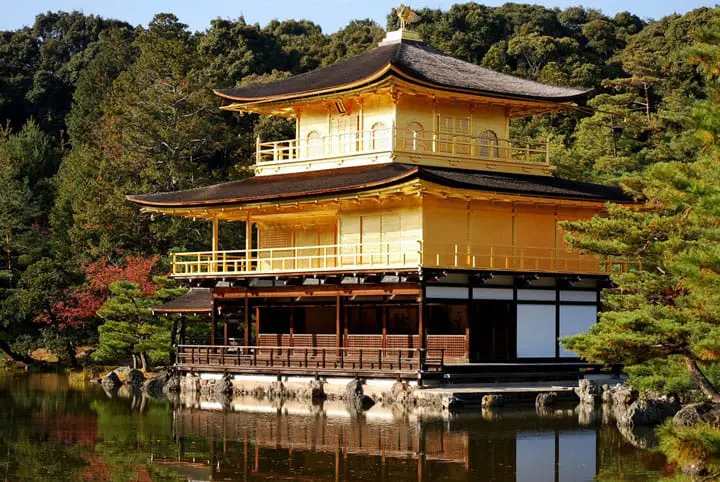 Kota Kyoto Hadirkan Perpaduan Kuil Kuno Yang Sangat IMenawan